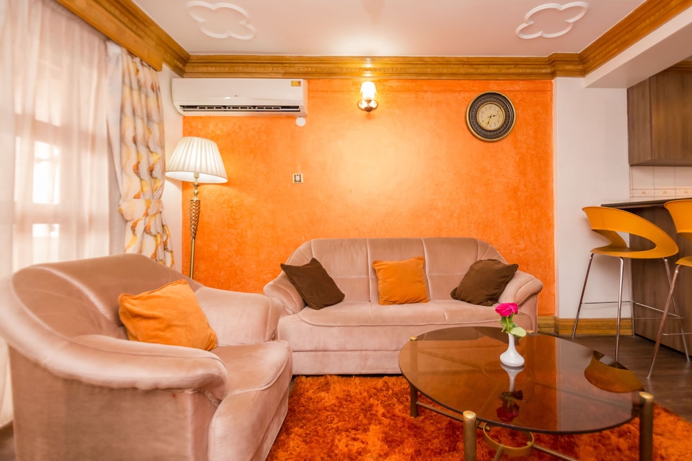 Marble Arch Hotel 44/76
