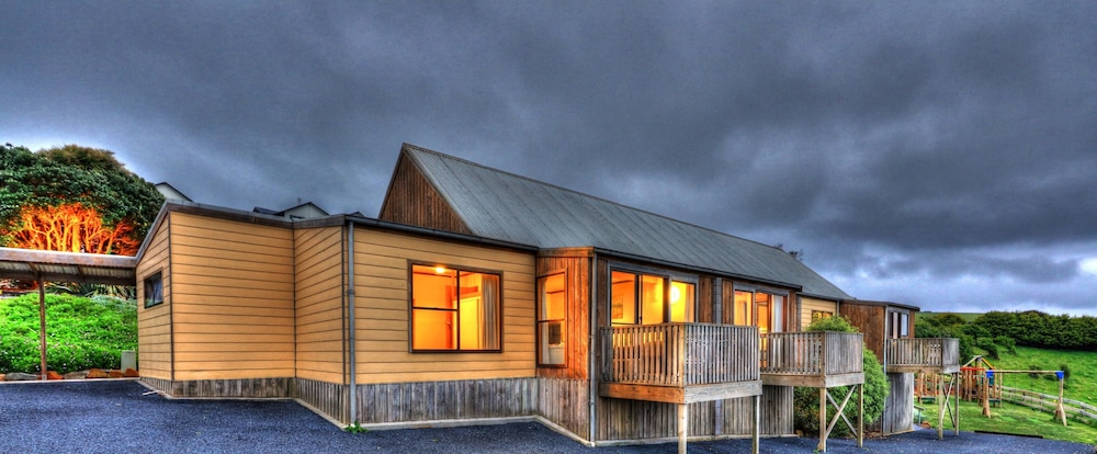 Stanley Seaview Inn 2/33