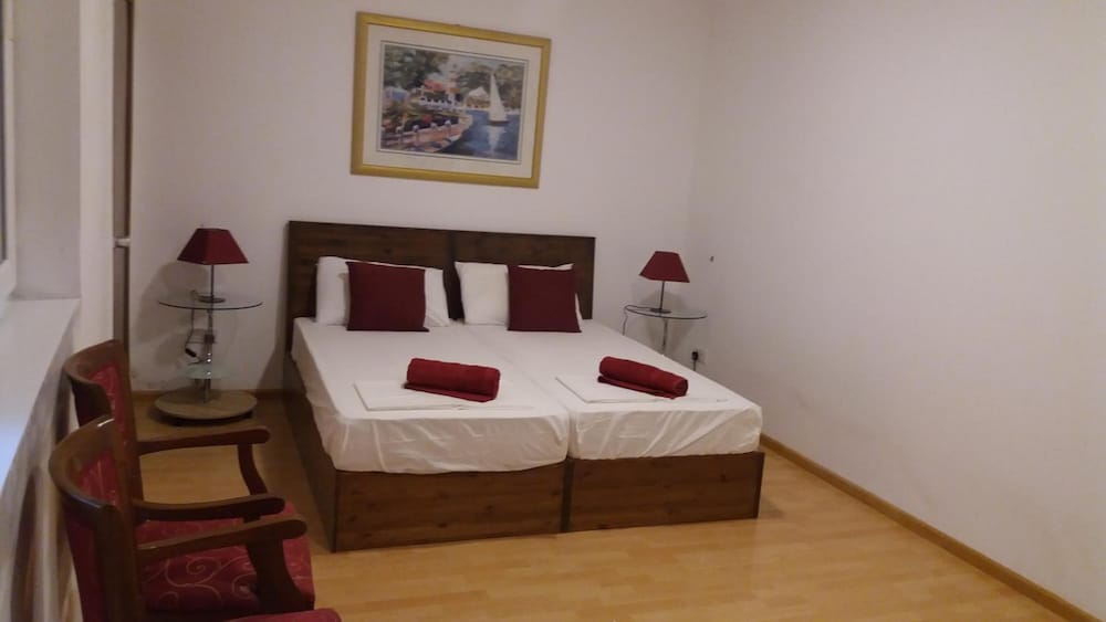 Marco Polo Malta Hostel 6/41