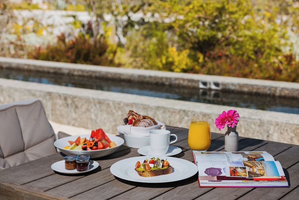 The Club at Solaz Luxury Villas 55/70