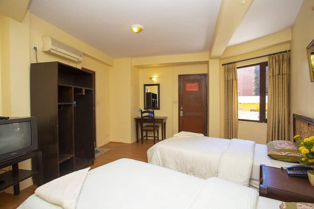 HOTEL NORTHFIELD 33/45
