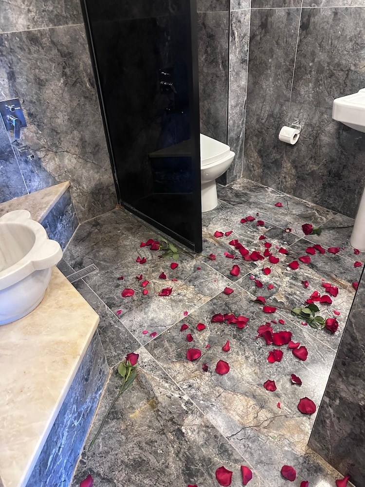 Agva Pieria Luxury Hotel 44/47