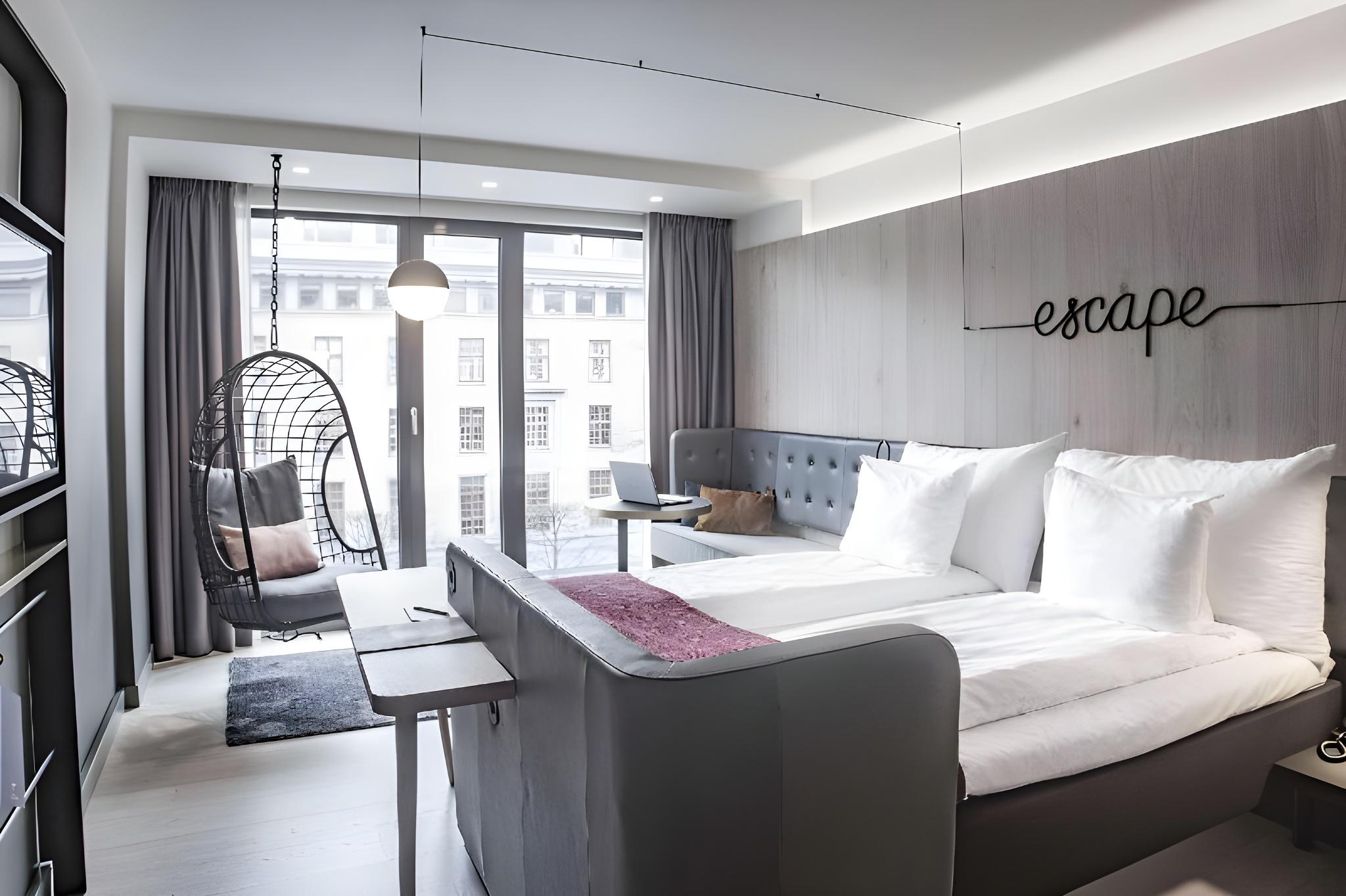 Spa, King Bed, with View