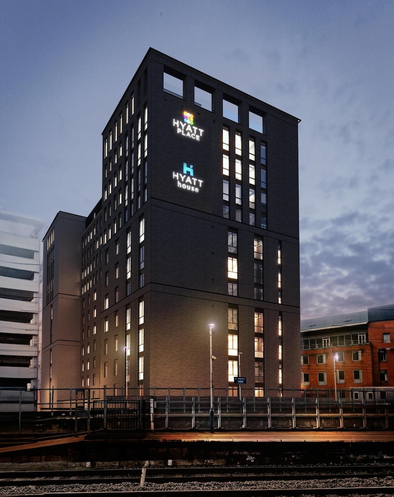 Hyatt Place Leeds 2/40