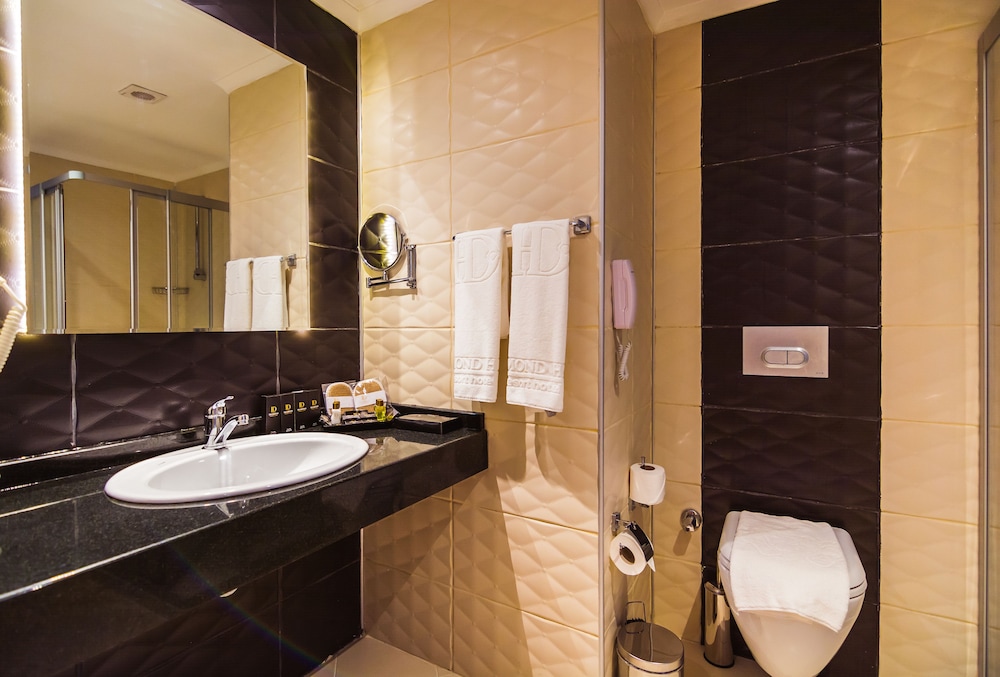 Diamond Hill Resort 33/34