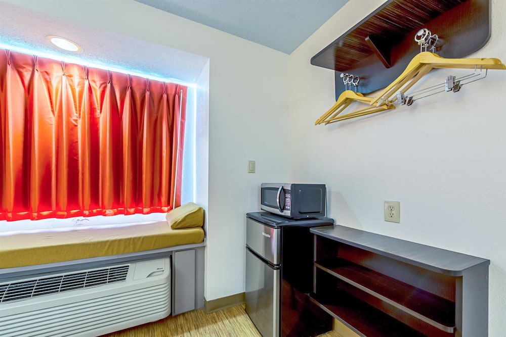Motel6 Indianapolis, IN 51/51