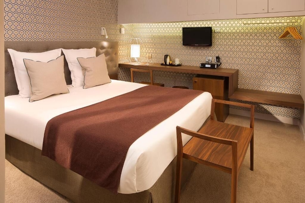 HOTEL SOPHIE GERMAIN 12/50