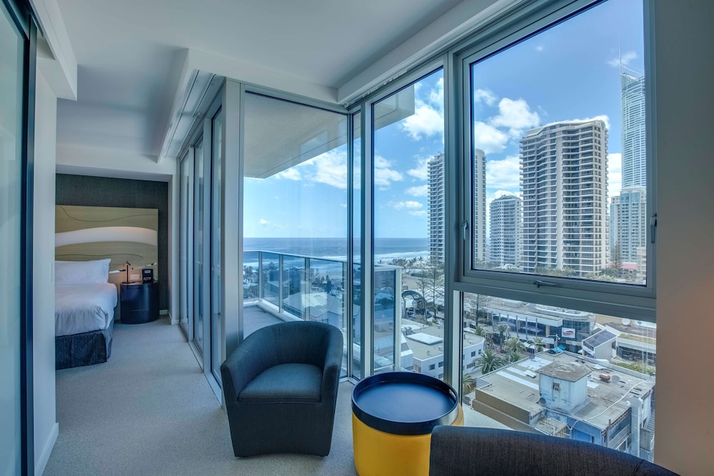 Hilton Surfers Paradise Hotel and Residences 38/60