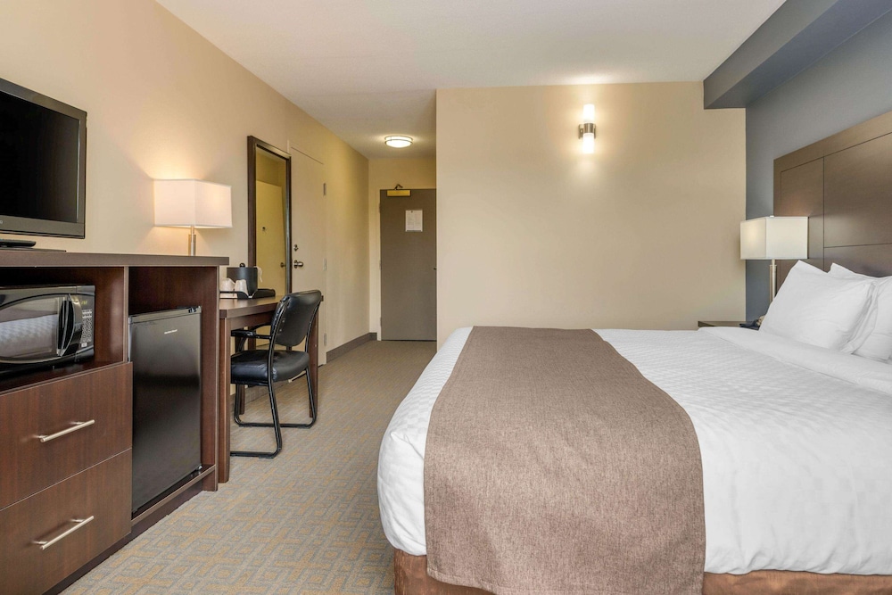 Quality Inn & Suites Bathurst, NB 13/50