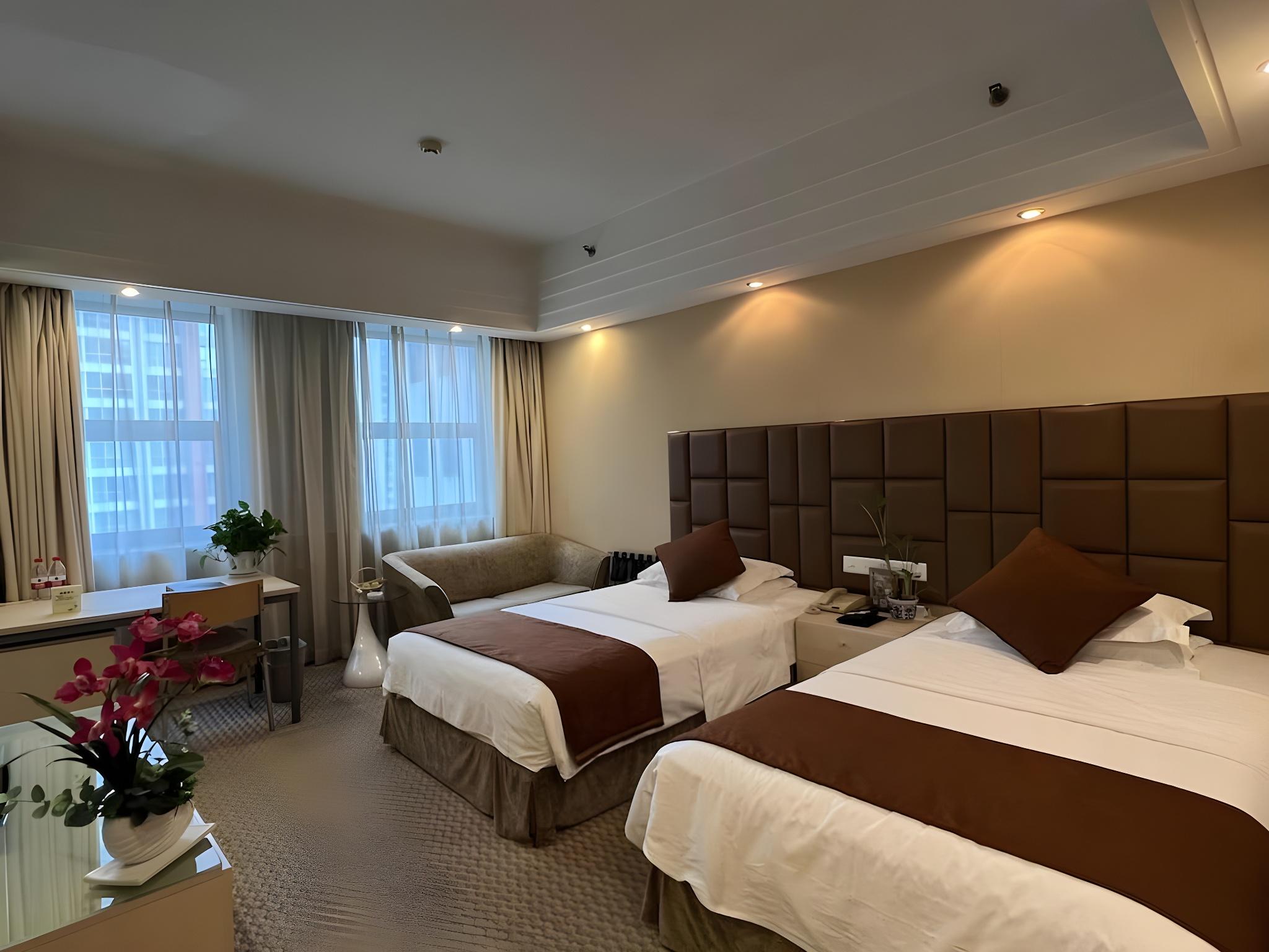 Senior, 2 Double Beds