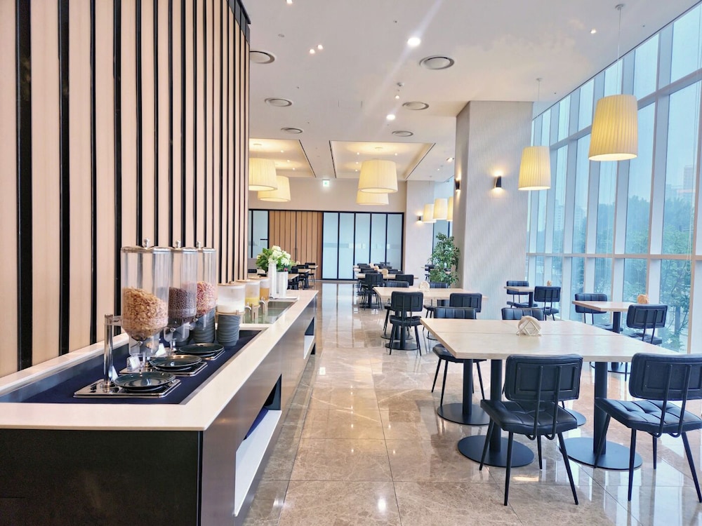 MD Hotel Doksan 44/56