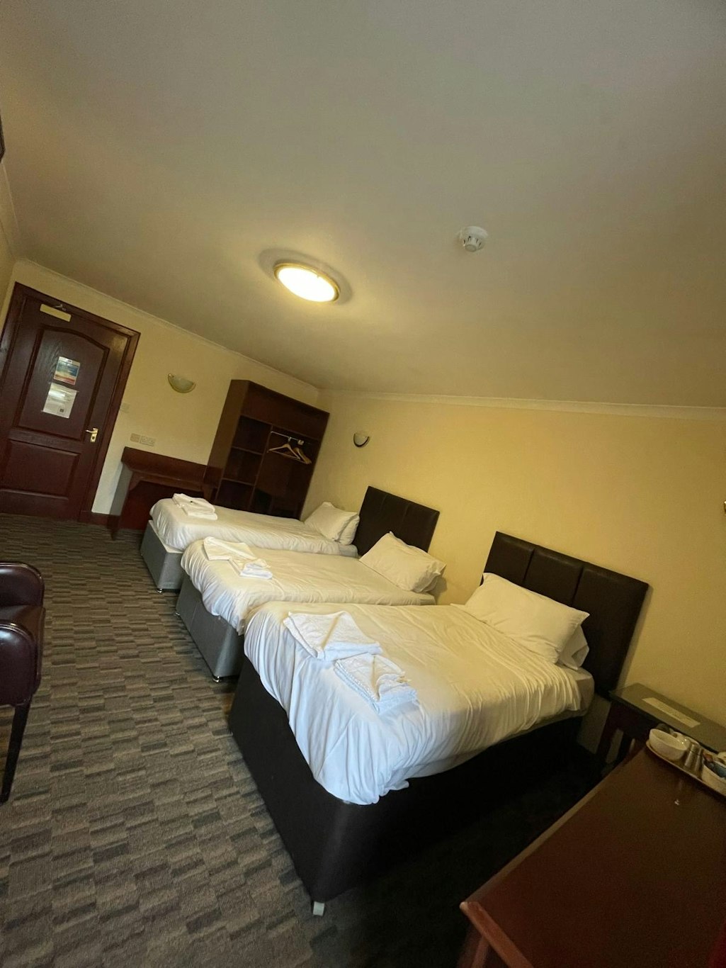 OYO Lochway Hotel 18/38