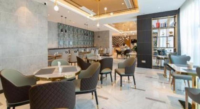 Magnotel (Tongxiang Shimao Center) 39/49