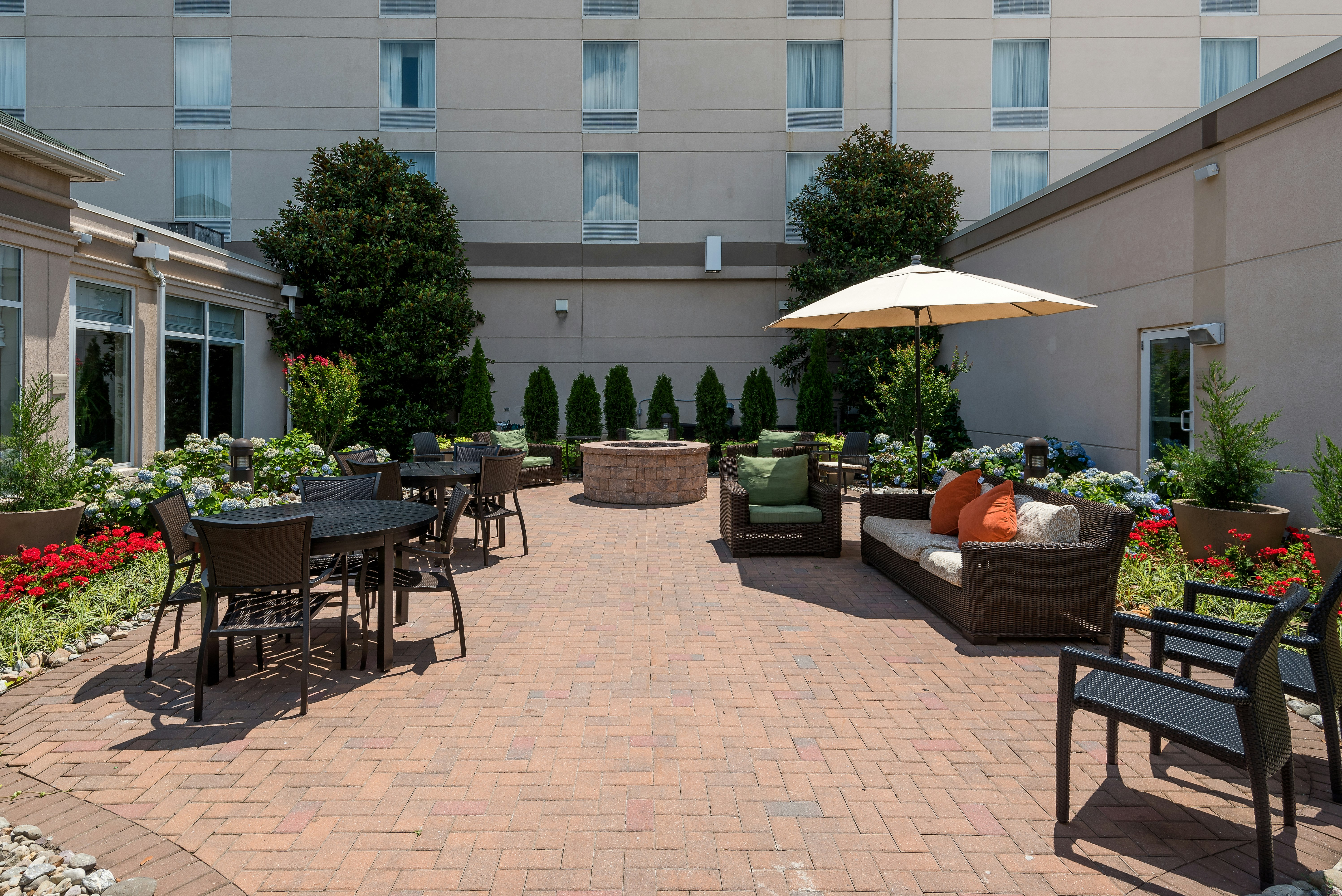 Hilton Garden Inn Philadelphia Ft Washington 28/50