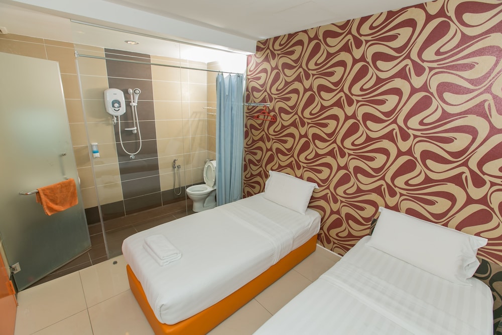 1 Hotel Mahkota Cheras 32/61