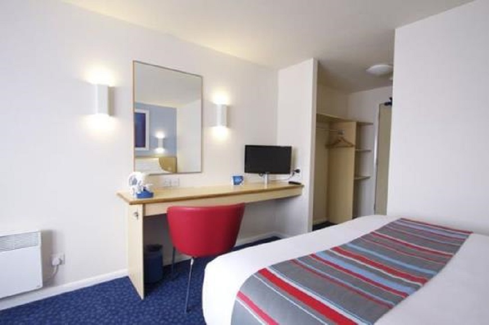 Travelodge High Wycombe Central 15/39