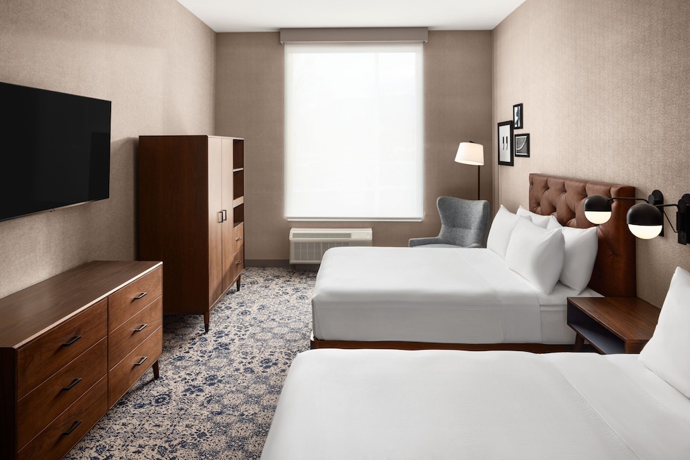 Four Points by Sheraton Penticton at the Convention Centre 10/44