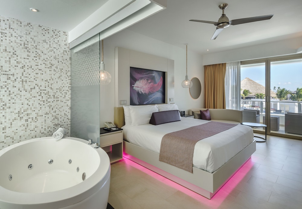 Royalton CHIC Punta Cana, An Autograph Collection All-Inclusive Resort & Casino - Adults Only 15/64