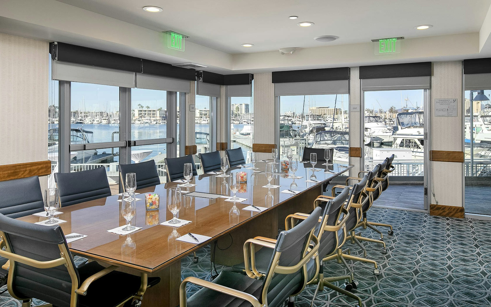 Marina Del Rey Hotel 20/36