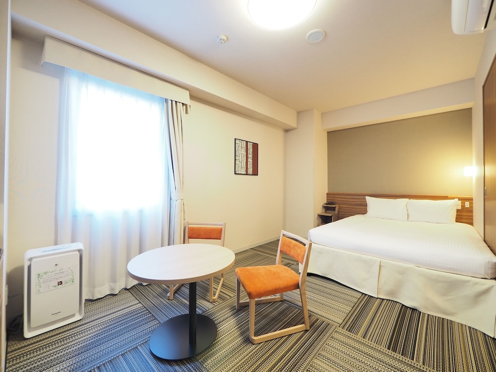 DELUXE, DOUBLE BED
