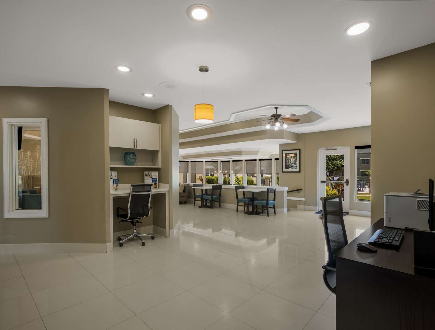MainStay Suites Savannah Midtown 28/40