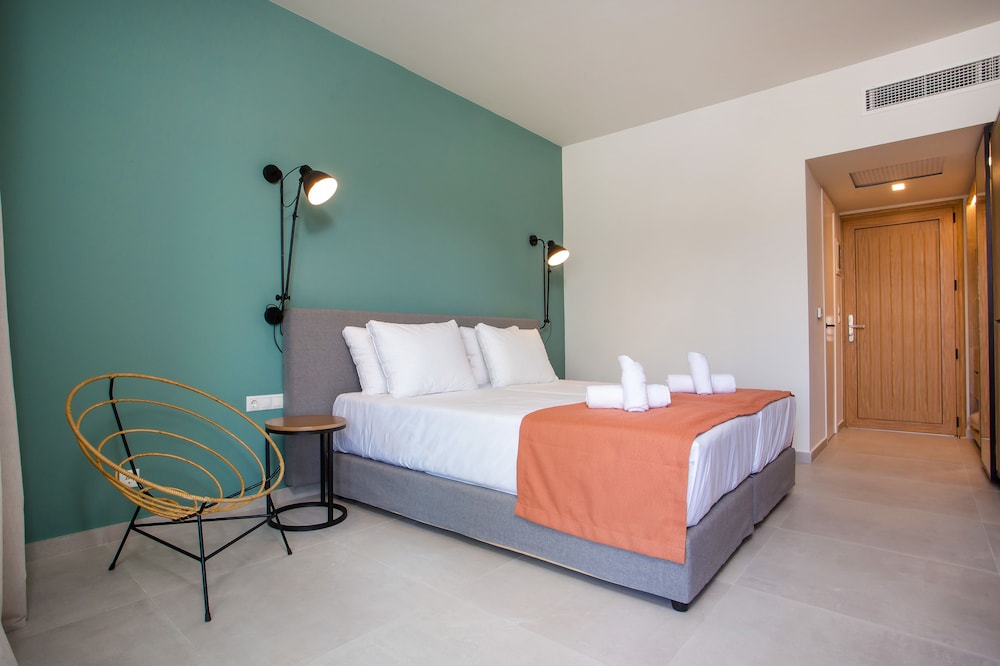 Mazoren Art Hotel 30/60