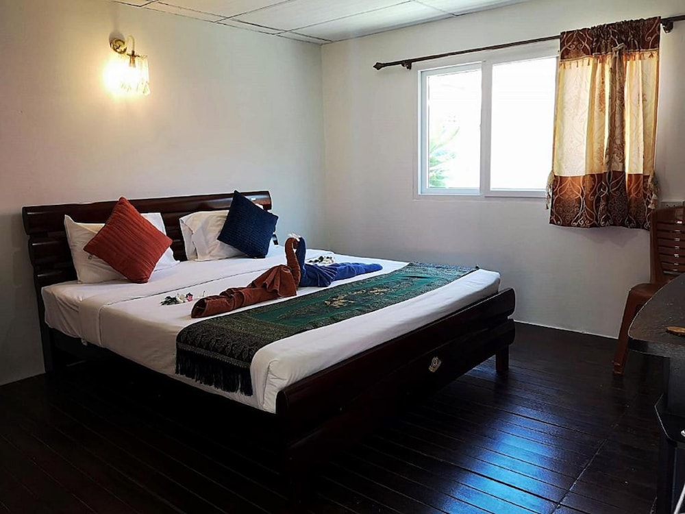 PHI PHI BA KAO BAY RESORT 14/50