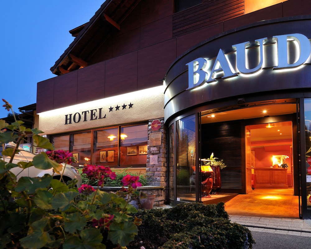 Hotel Restaurant Baud 2/59