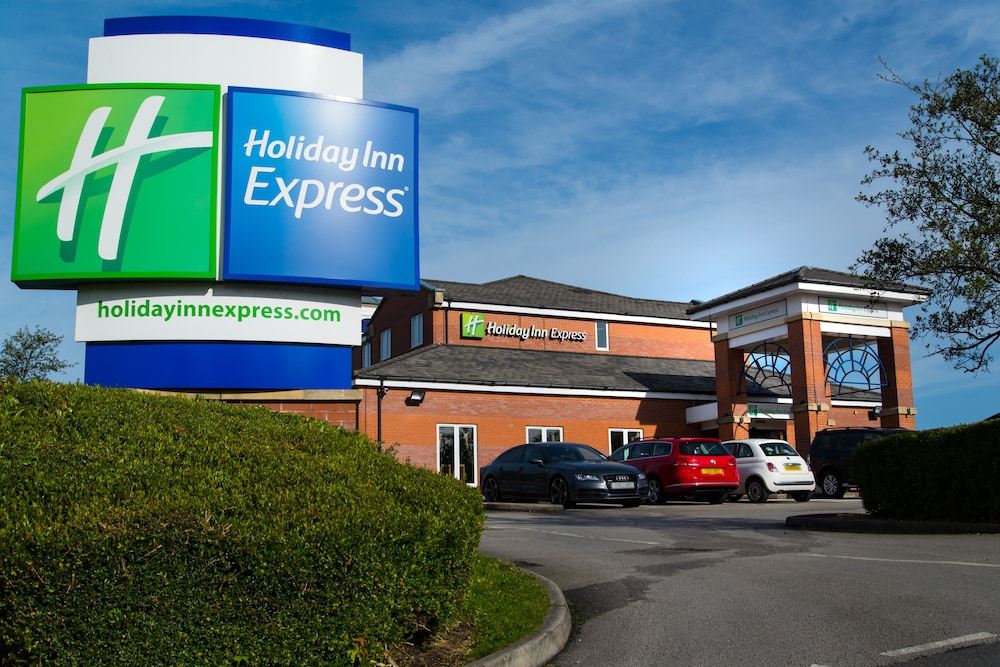 Holiday Inn Express Manchester East 5/44