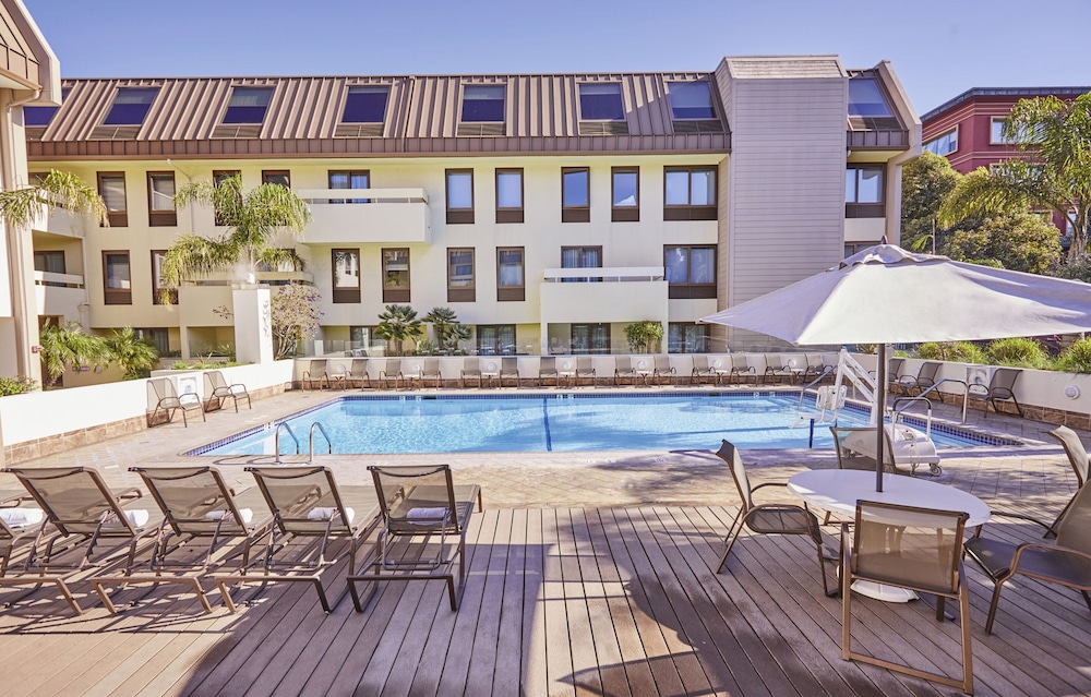 RIU Plaza Fishermans Wharf 64/67