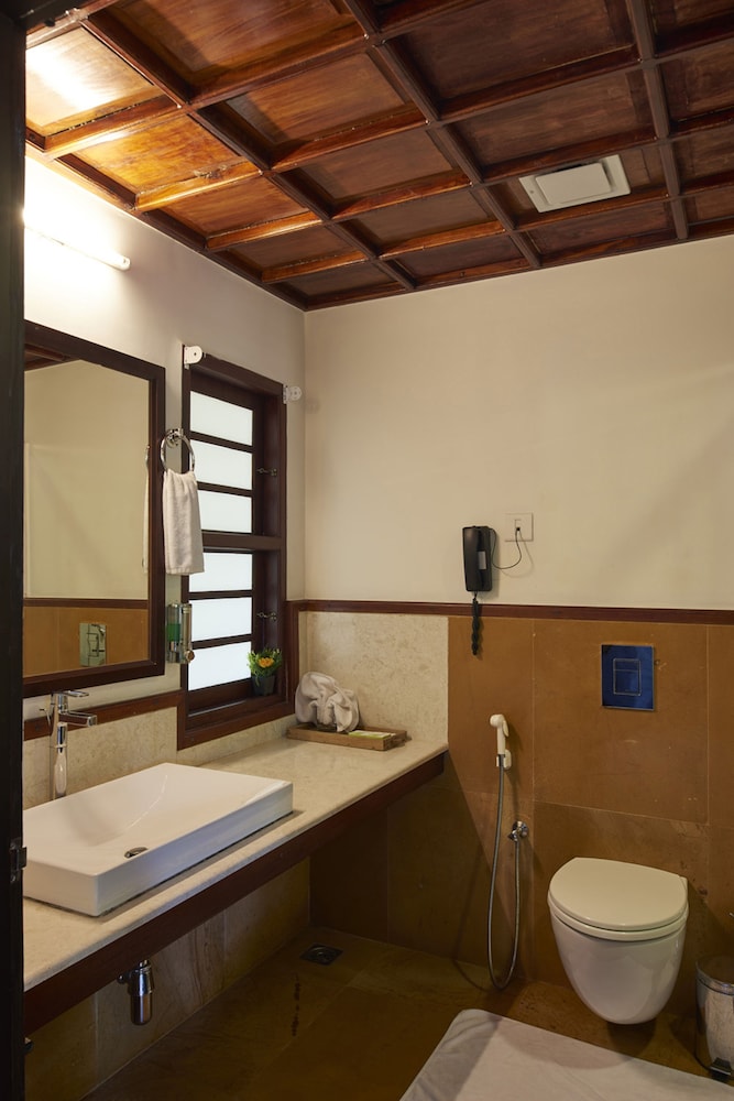 Club Mahindra Cherai 50/50