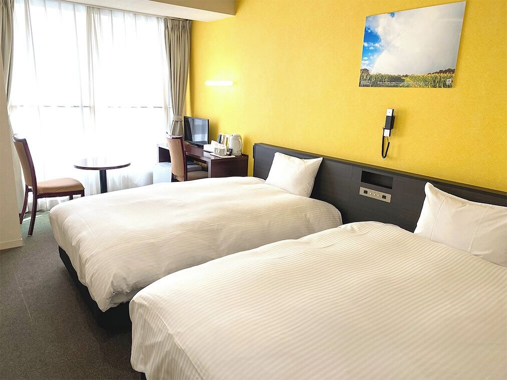HOTEL CONTINENTAL 31/64