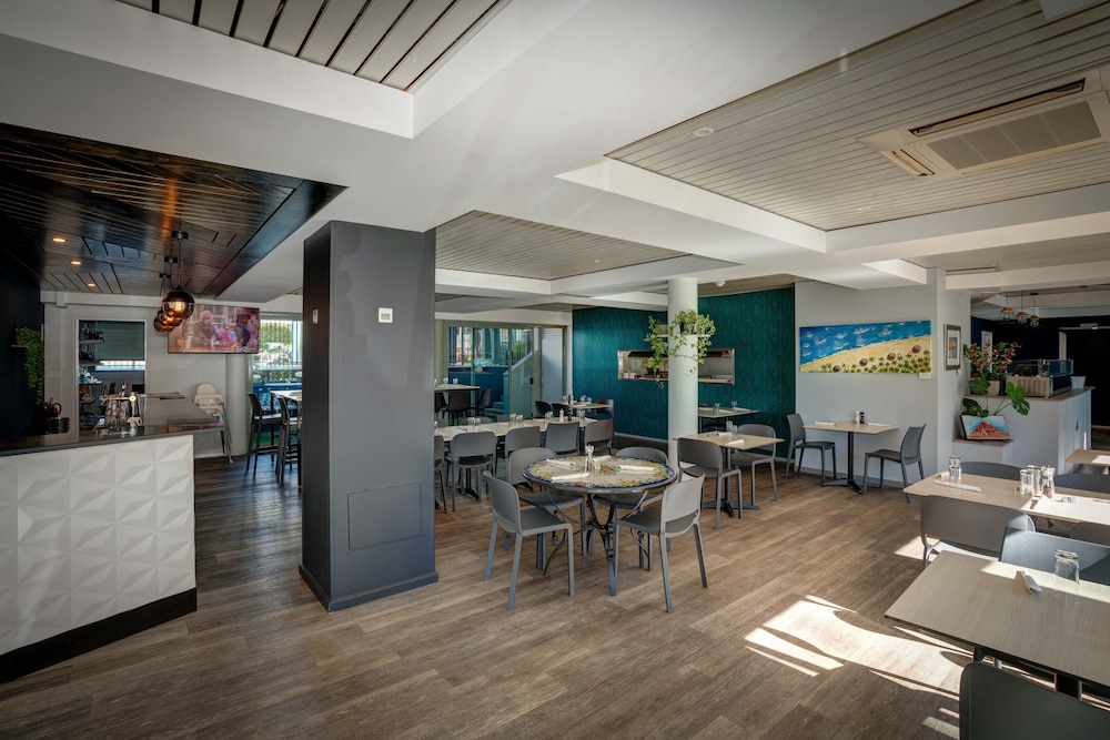 Broadwater Resort Apartments Como 52/67