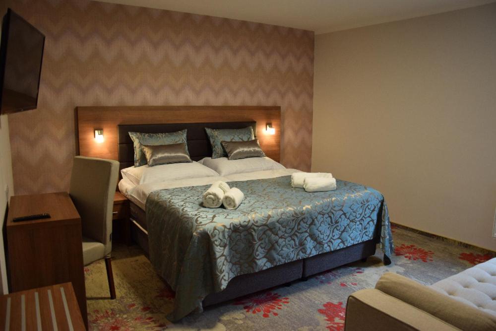 HOTEL PRAGUE STAR 10/62