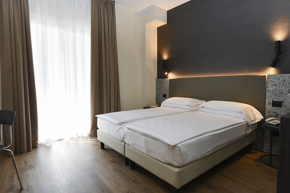 SUPERIOR, DOUBLE BED, BALCONY