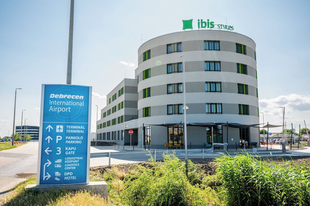 Ibis Styles Debrecen Airport 2/23