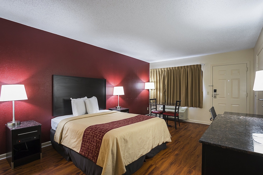 Red Roof Inn And Suites Scottsboro 13/42