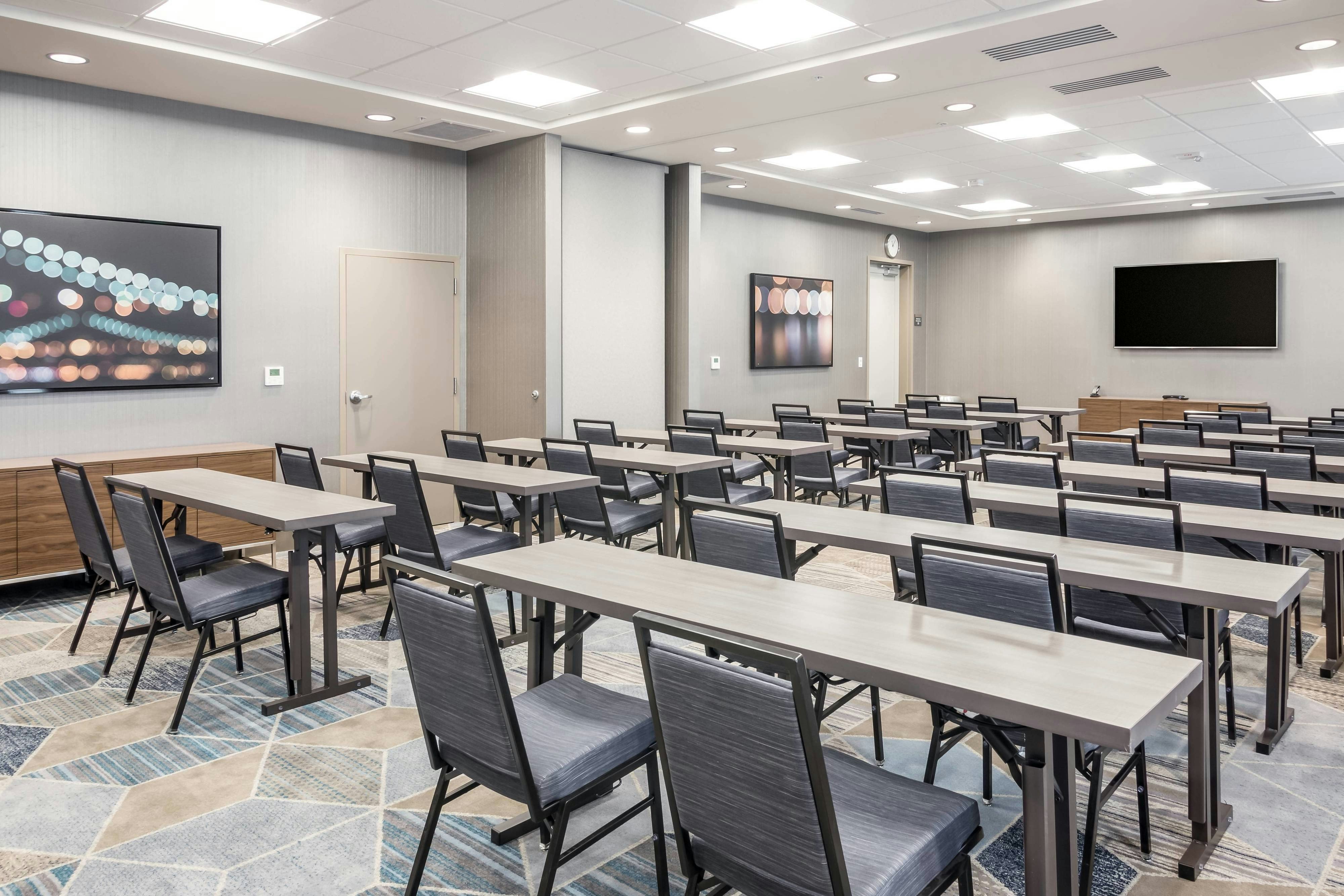Fairfield Inn Suites San Jose North Silicon Valley 43/55