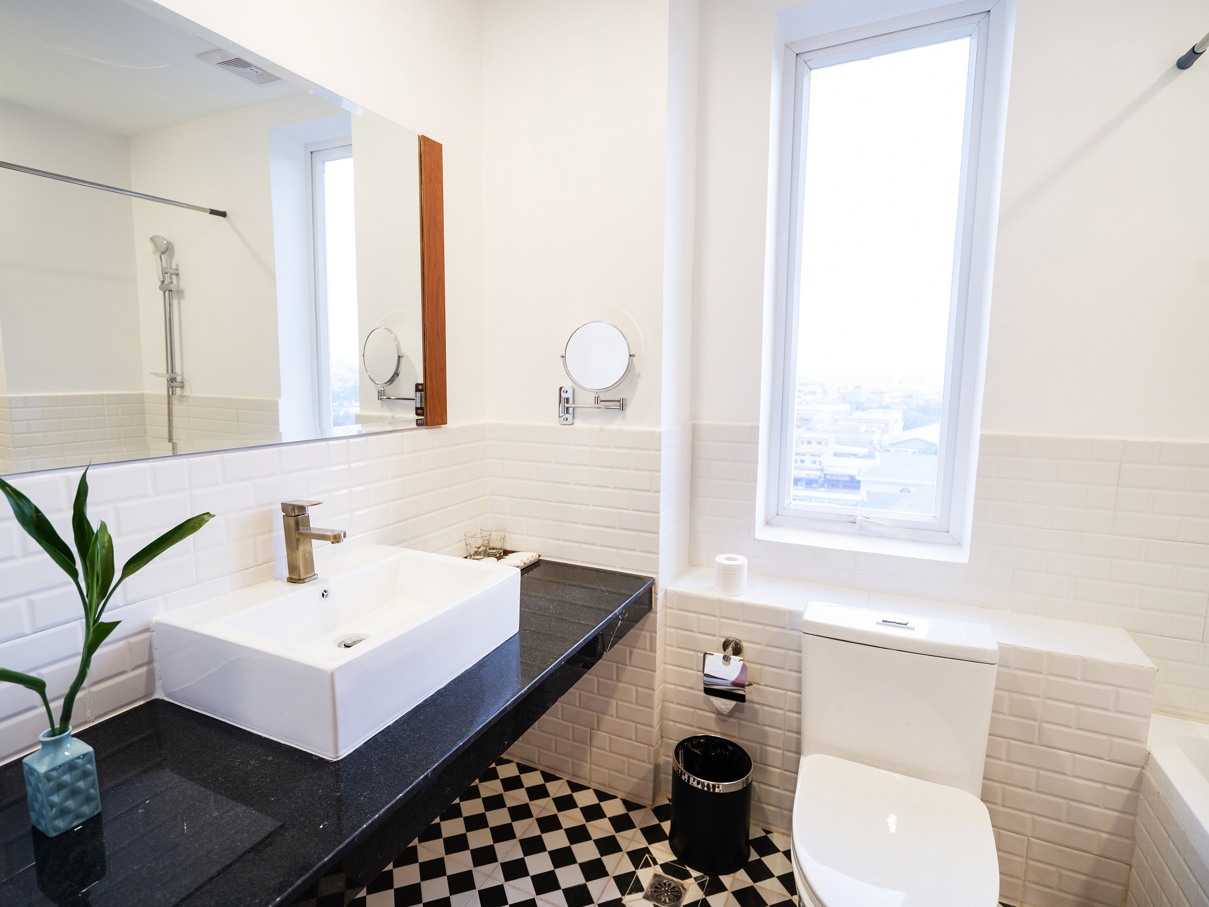 Le Kree Downtown Hotel 50/50