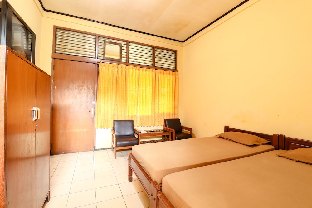 Hotel Bungurasih Syariah by ZUZU 14/26