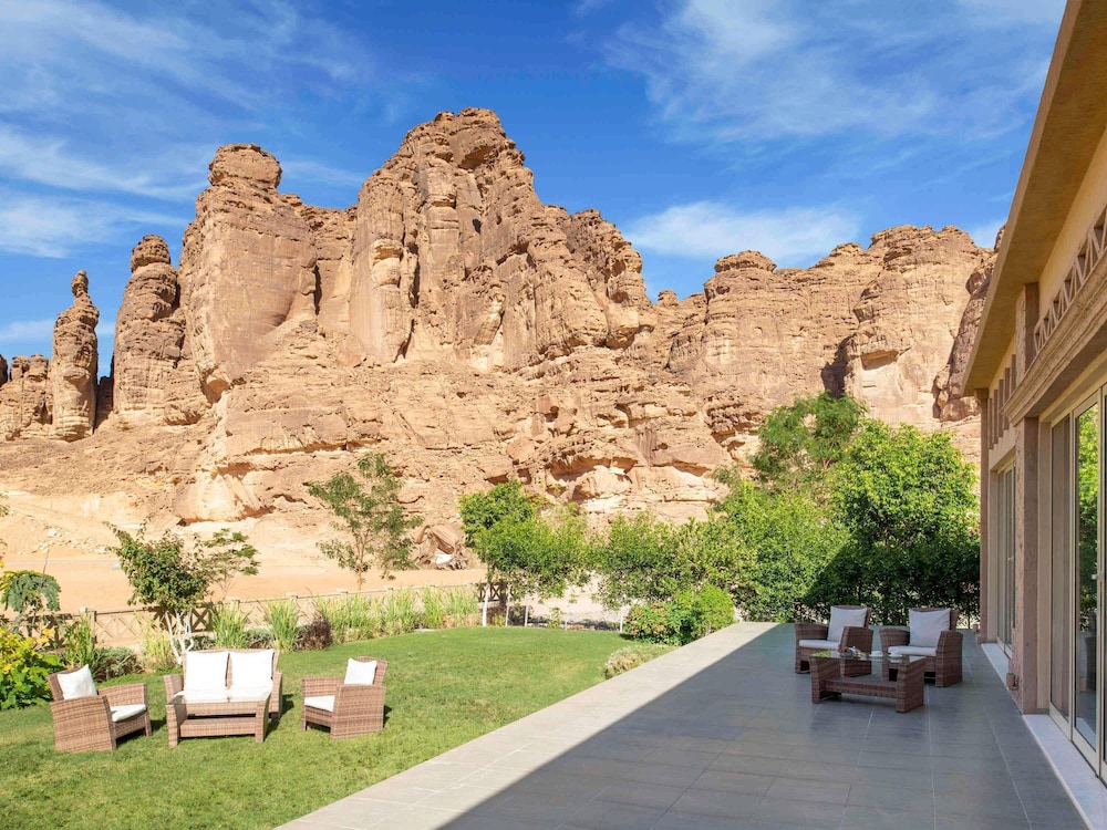 منتجع شادن(Shaden Resort) 60/65