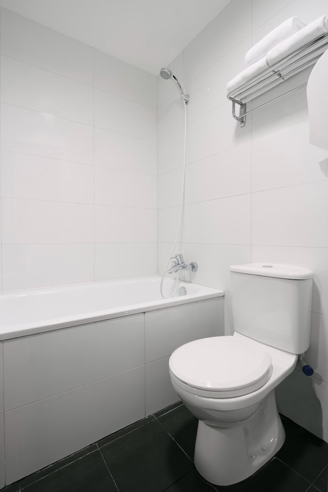 Value Hotel Balestier 18/39