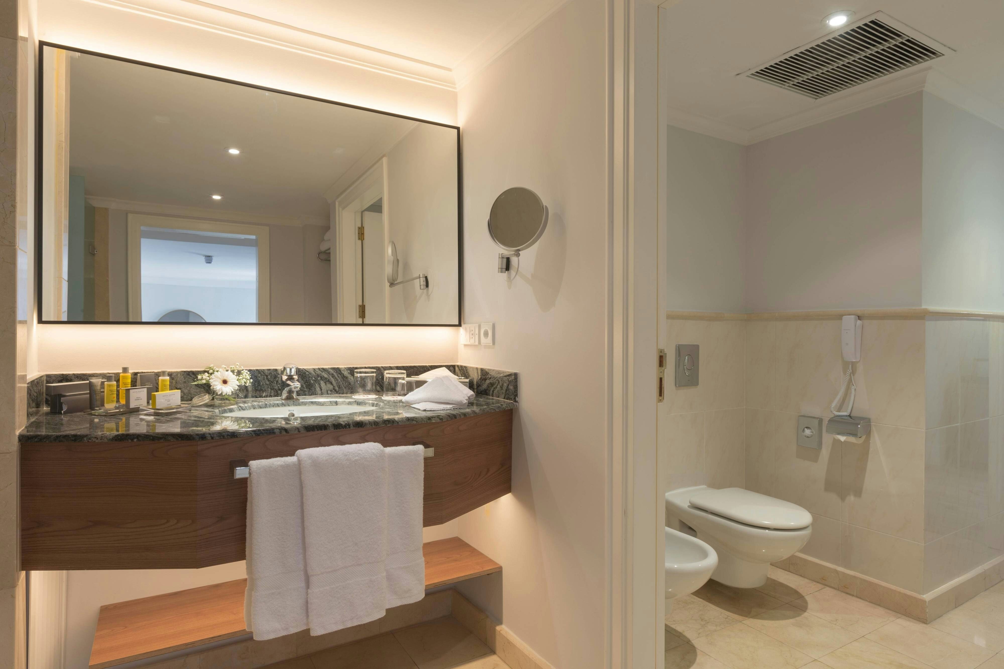 Suite, Hotel Denia La Sella Golf Resort And Spa Formerly Denia Marriott La Sella Golf Resort 3/3