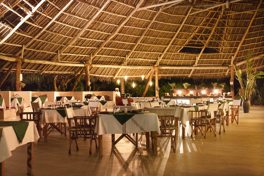 Gold Zanzibar Beach House and Spa 26/50