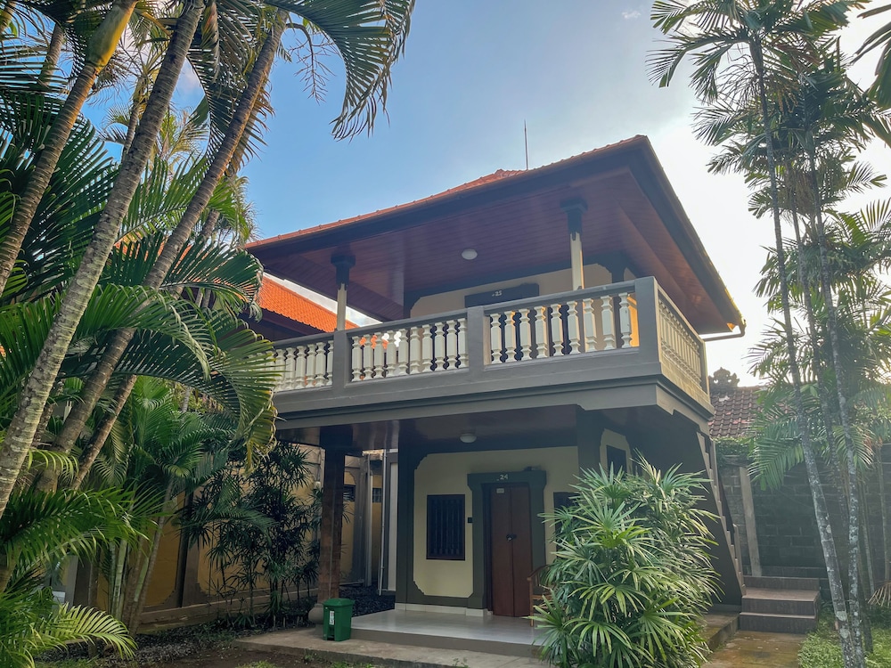 Suji Bungalow 2/66