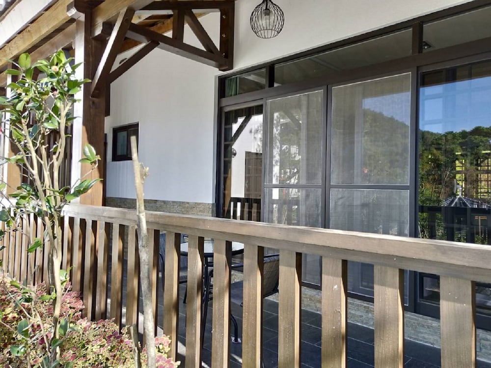 Huaman Hot Spring Villa 13/68