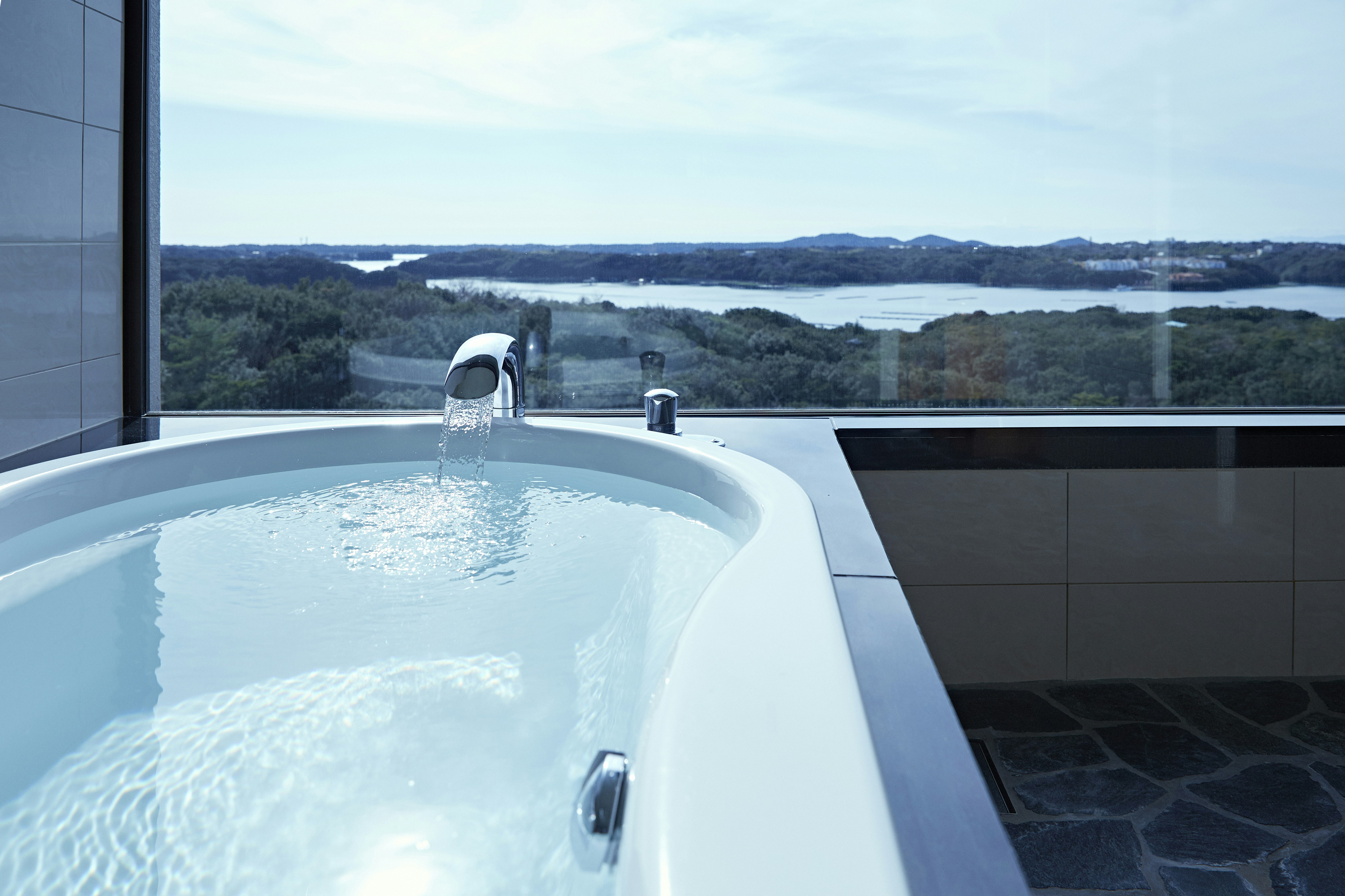 Shima Kanko Hotel the Bay Suites 55/83