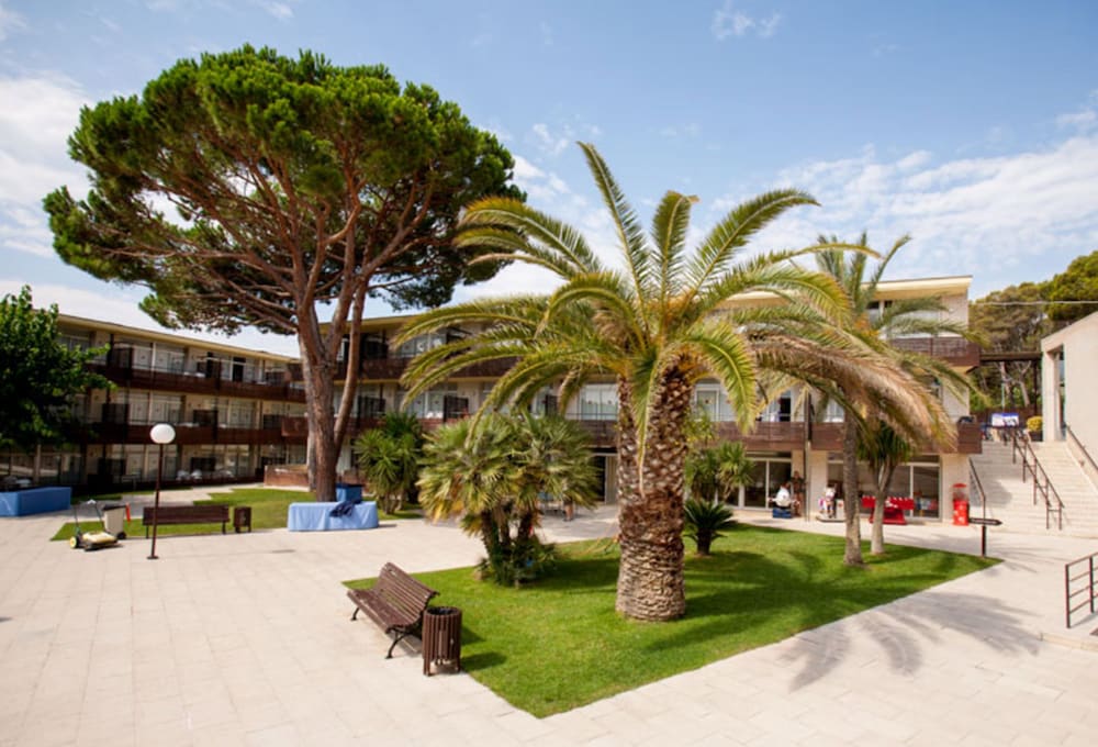 Comtat Sant Jordi Aparthotel 42/47