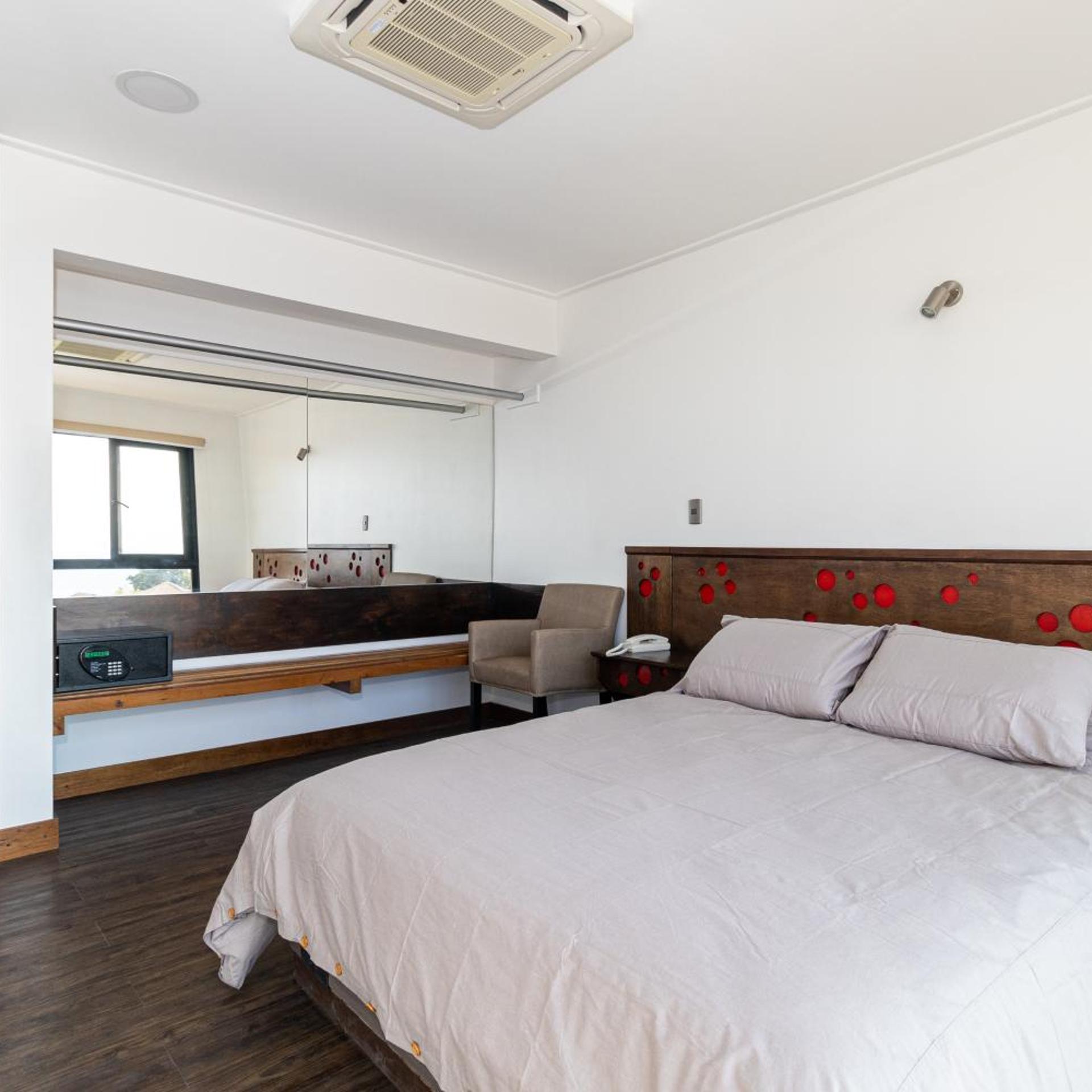 Ossido Nero Hotel Boutique 12/47