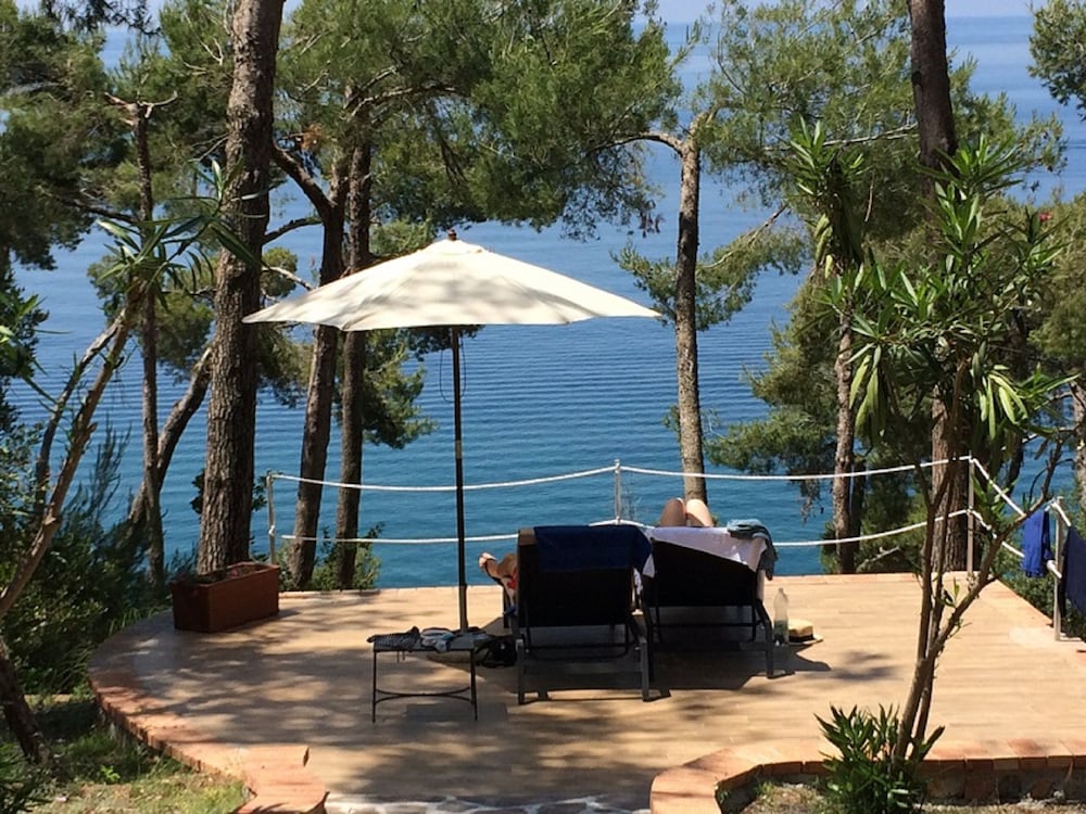 HOTEL VILLA DELLE MERAVIGLIE 62/67